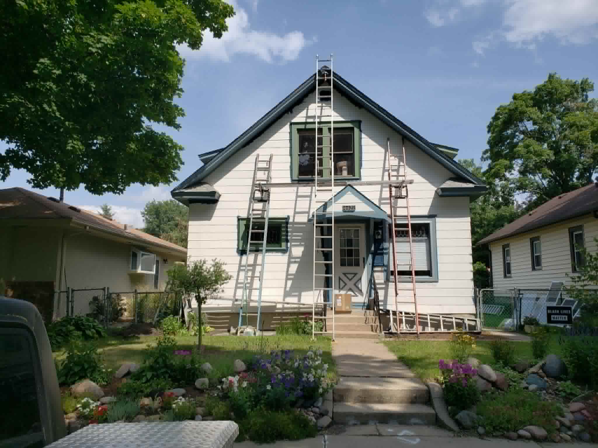 House before pair 7